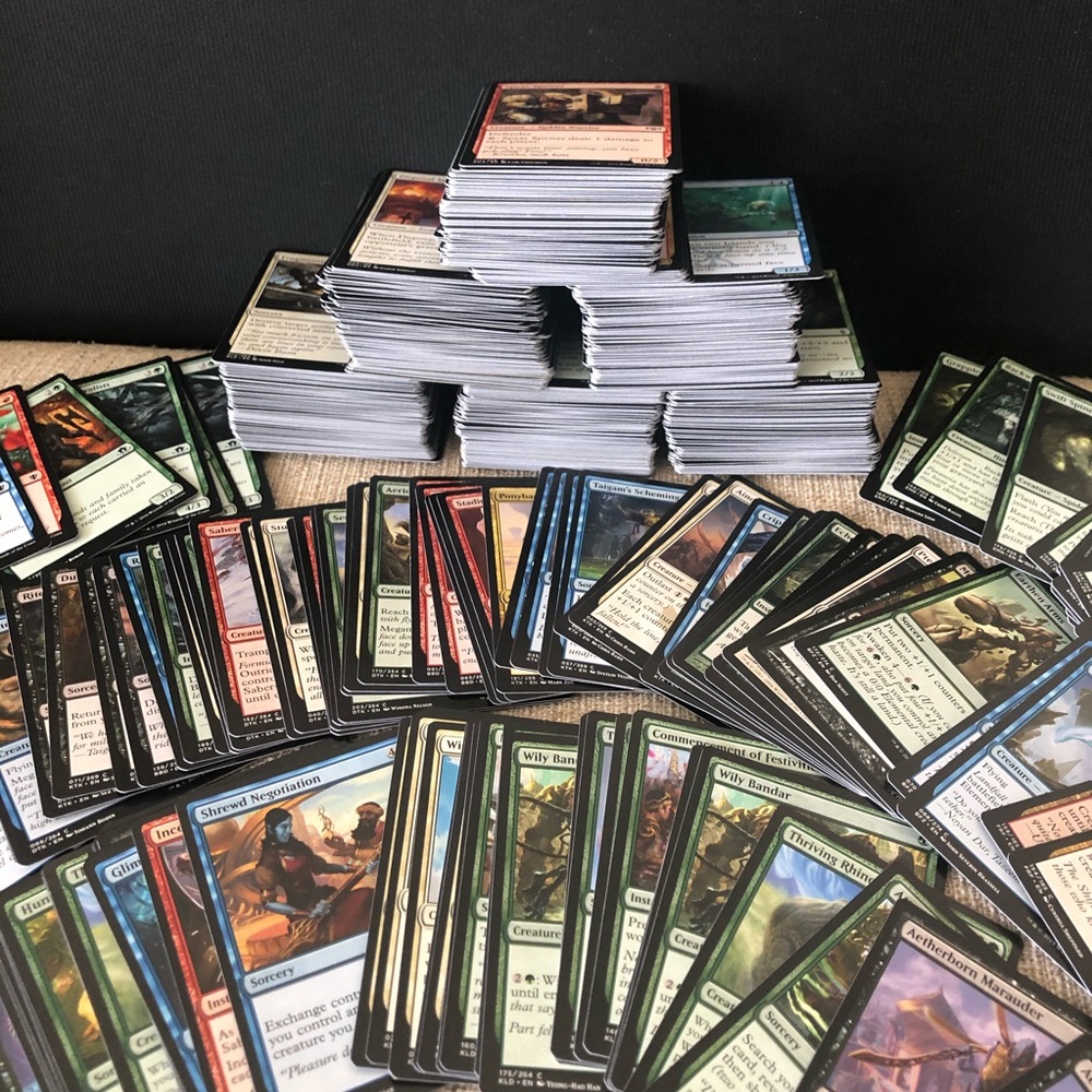 Lot of 500+ Magic the Gathering Variety Cards